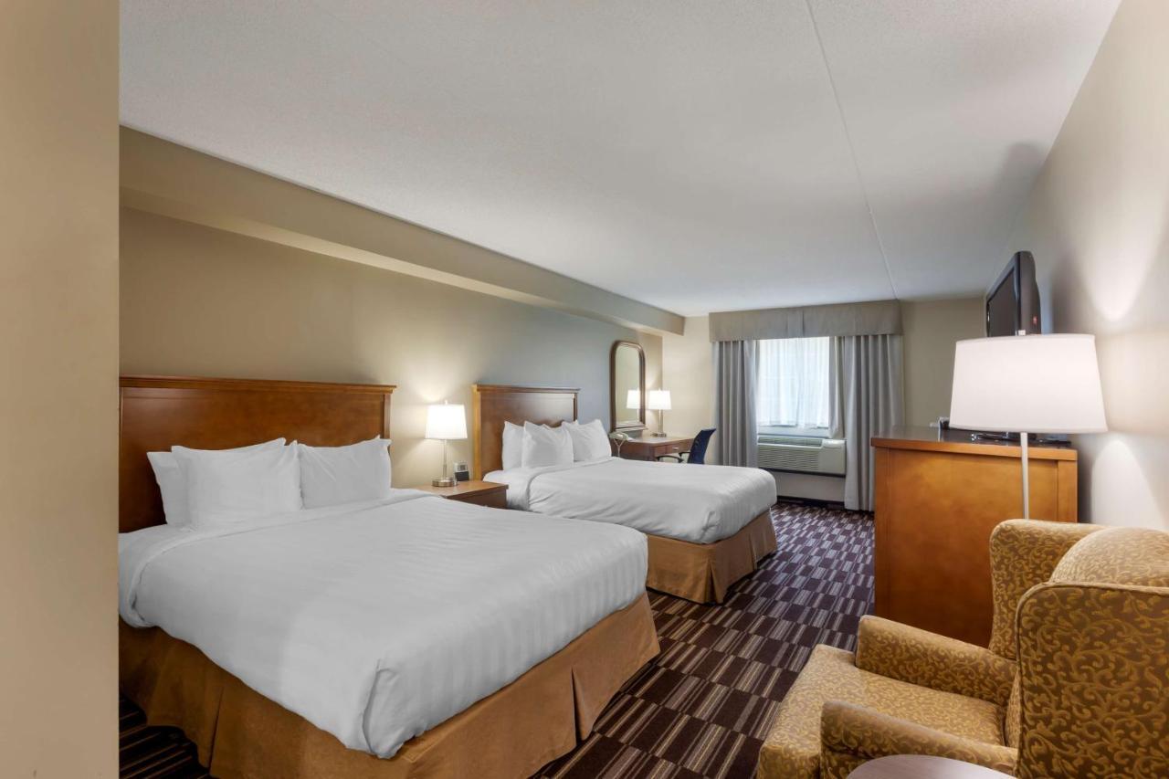 Best Western Plus Orillia Hotel Εξωτερικό φωτογραφία