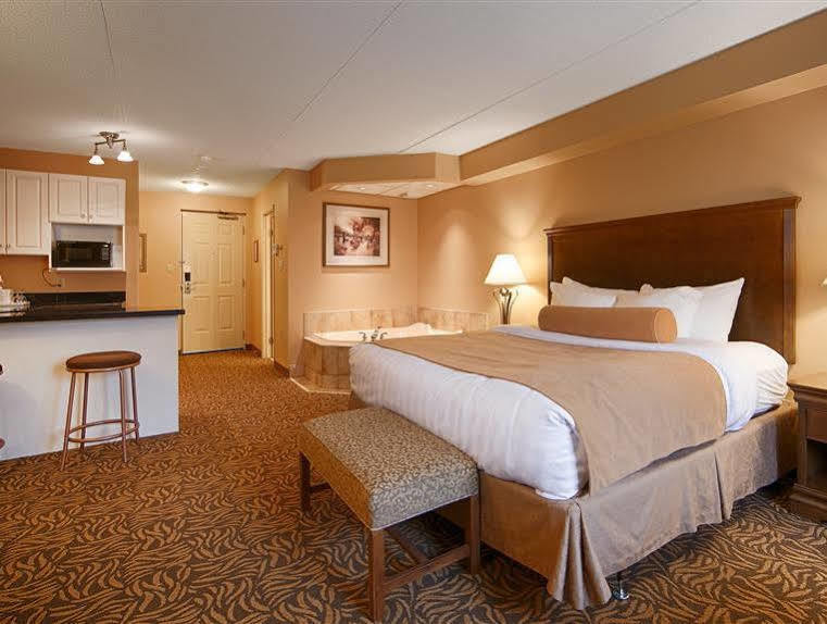 Best Western Plus Orillia Hotel Εξωτερικό φωτογραφία
